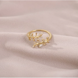 Small Fresh Diamond Tree Branch and Leaf Opening Gold Women's Ring with a Elegant and Simple Style Adjustment Ring