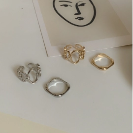 Ring Women's 2-Piece Set In Style, Individualized and Minimalist Design, Advanced Sense Ring, Cool Style, and Versatile Temperament